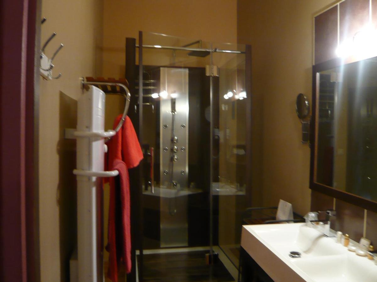 Chambres Et Roulotte De La Gentilhommiere Chazey-sur-Ain ภายนอก รูปภาพ